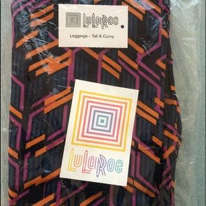 LuLaRoe T/C Fall colored leggings!